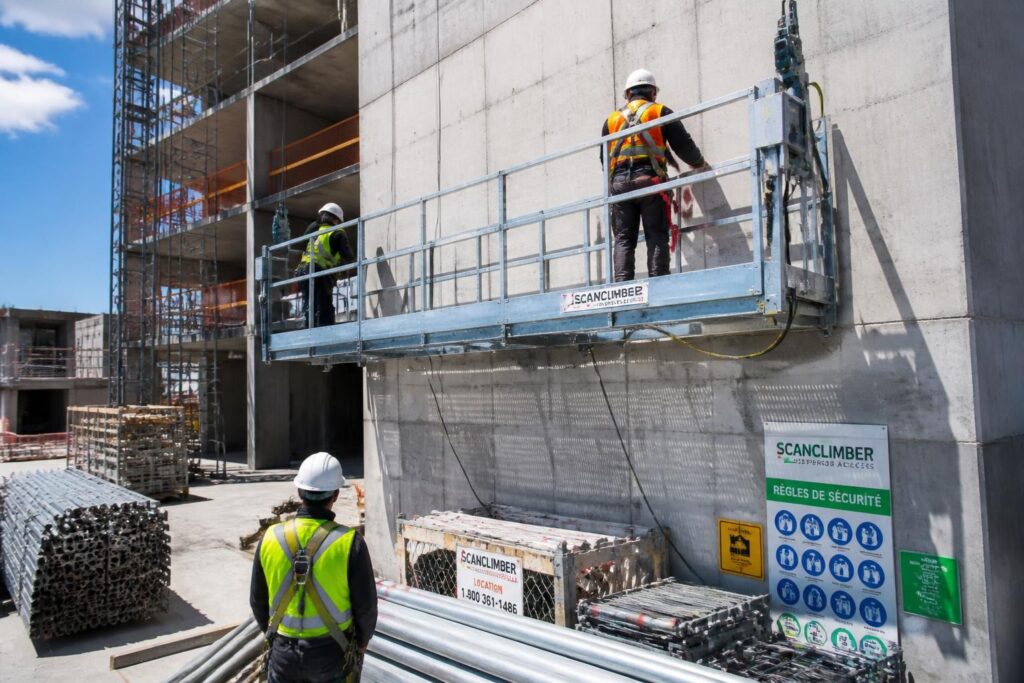 découvrez les bonnes pratiques pour l'utilisation sécurisée de l'échafaudage volant sur les chantiers, garantissant protection et efficacité pour les travailleurs.
