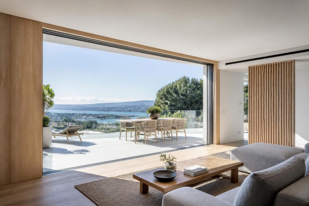 découvrez comment le volet à galandage optimise votre espace grâce à son système innovant, alliant esthétisme et fonctionnalité pour une maison plus moderne et pratique.